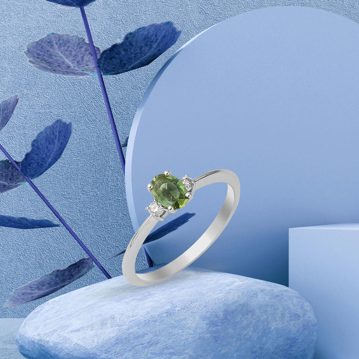 0,45 ct Zümrüt & 0,04 ct Pırlantalı Yüzük