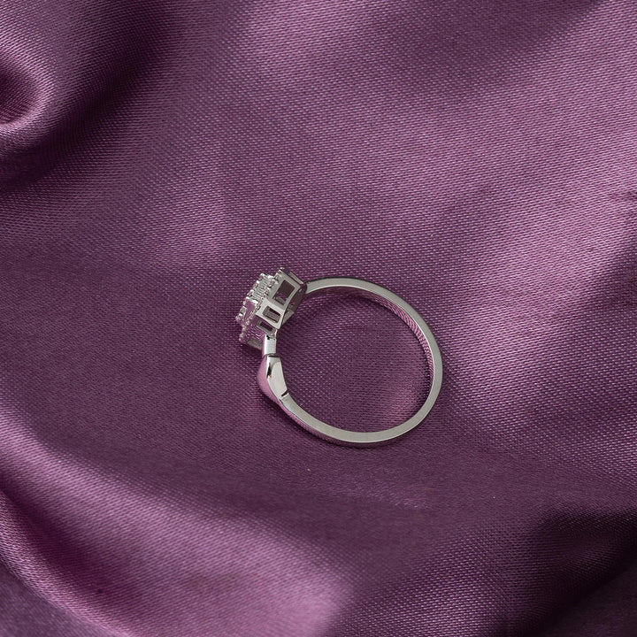 0,22 ct Kalpli Baget Pırlanta Yüzük