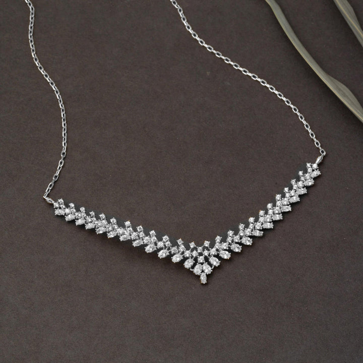 Modern Tasarım 14 Ayar Beyaz Altın Hanımeli Set