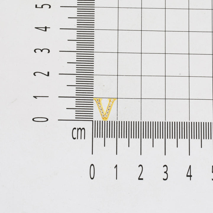 Taşlı V Harfi Çivili Altın Küpe 14 Ayar