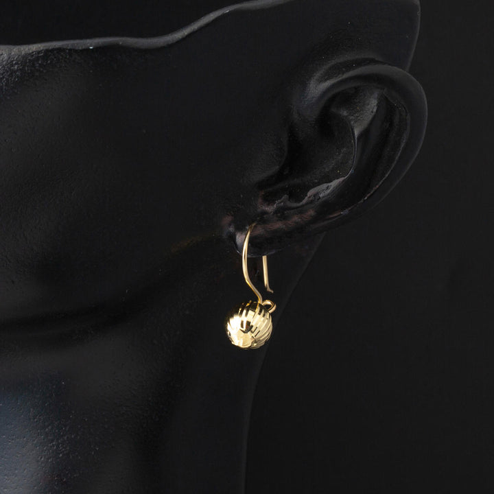 Sallantılı 14 Ayar Modern Altın Top Küpe
