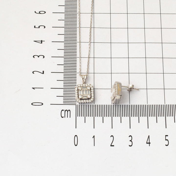 1,25 Karat Baget Mozanit Kolye Küpe Set