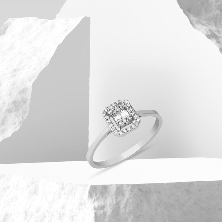 Zer Diamond Baget Pırlanta Yüzük