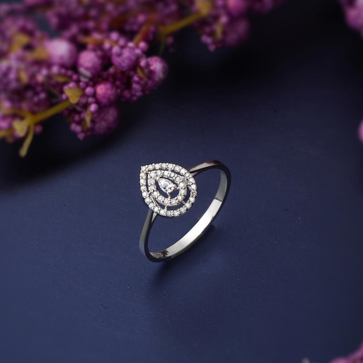 0,17 Karat Damla Pırlantalı Yüzük