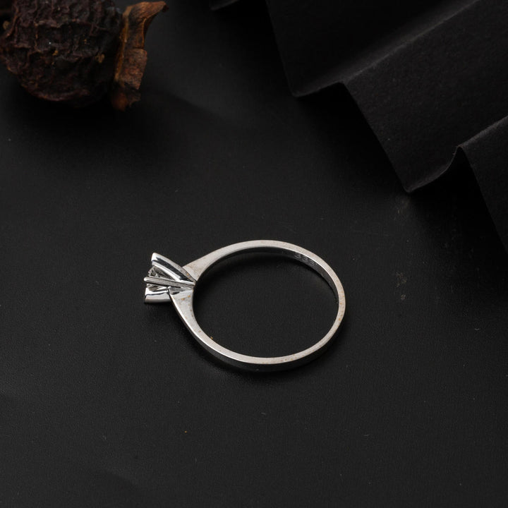 Zer Diamond Tektaş Pırlantalı Yüzük