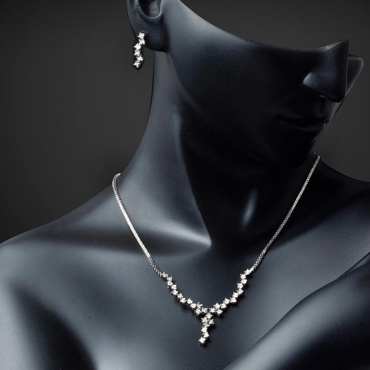 0,24 ct. Gerdanlıklı Küpeli Pırlanta Set